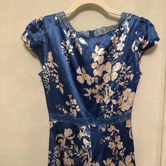 NWT Reformation Coven Silk Dress - Picture 8 of 8